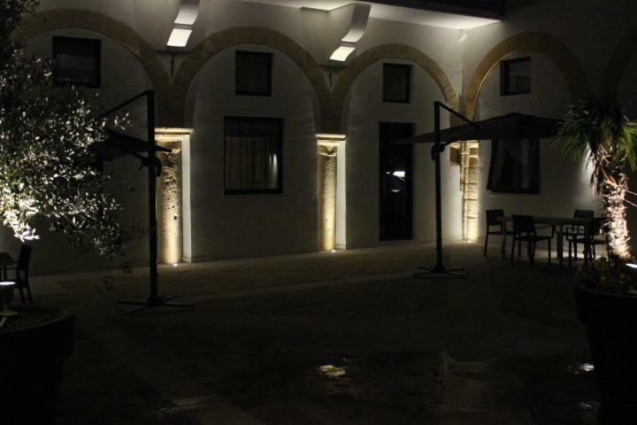 Апартаменты Chiostro Di S. Antonio Марсала Экстерьер фото